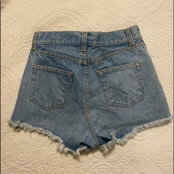 Brandy Melville Jean Shorts - Picture 5 of 8